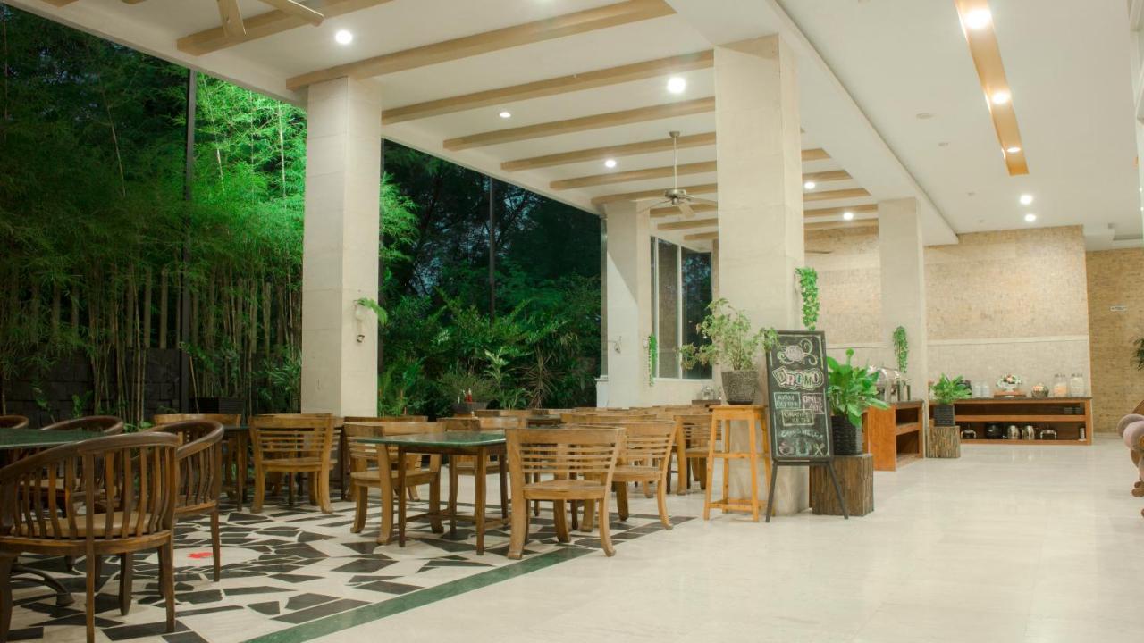 Marilyn Hotel Serpong Exteriér fotografie