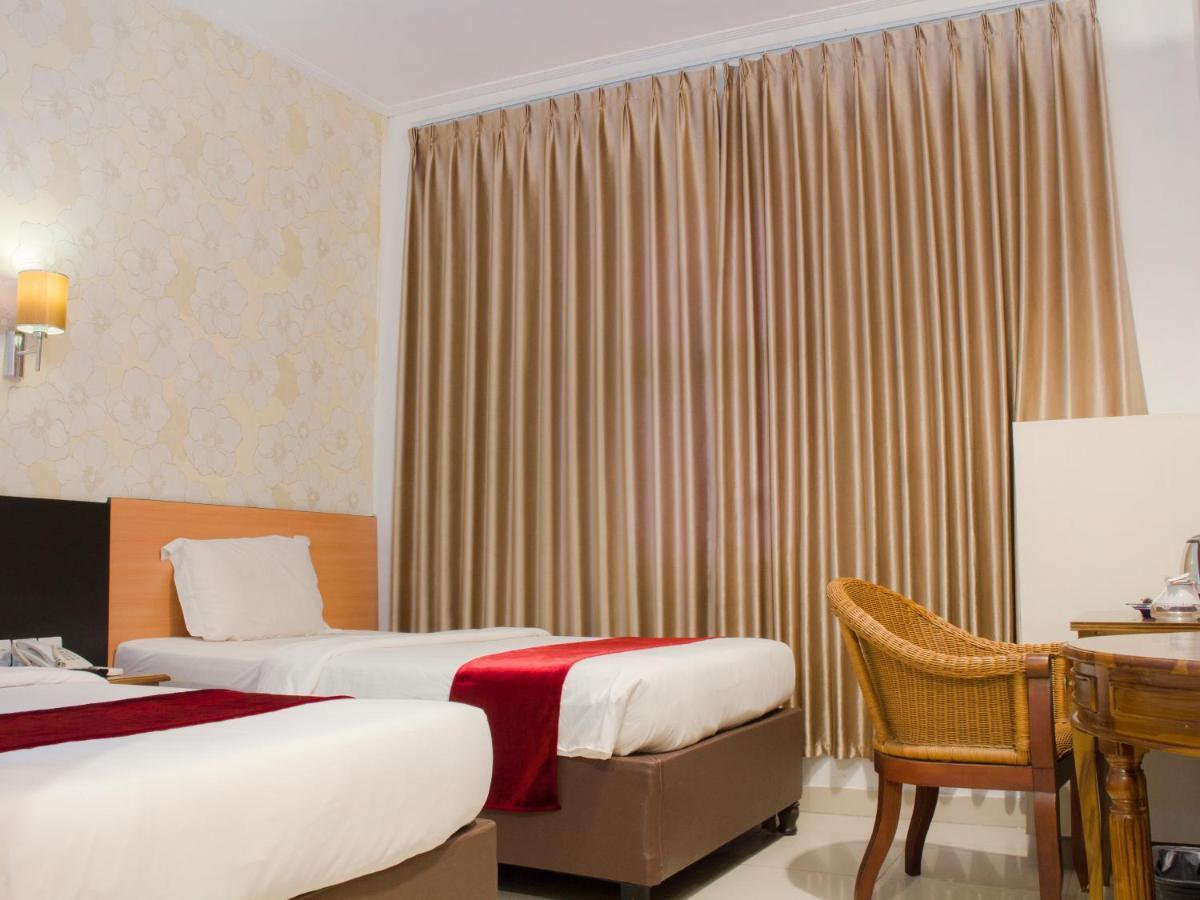 Marilyn Hotel Serpong Exteriér fotografie