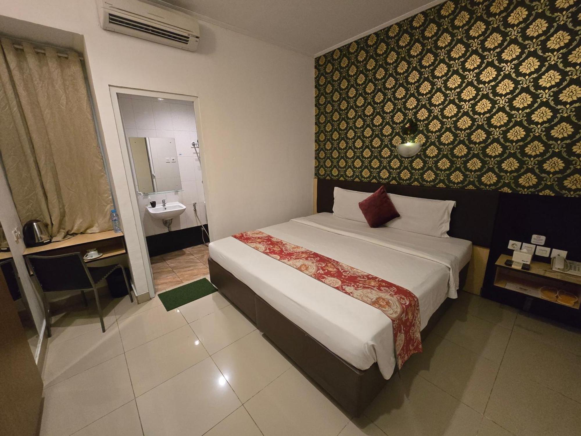 Marilyn Hotel Serpong Exteriér fotografie